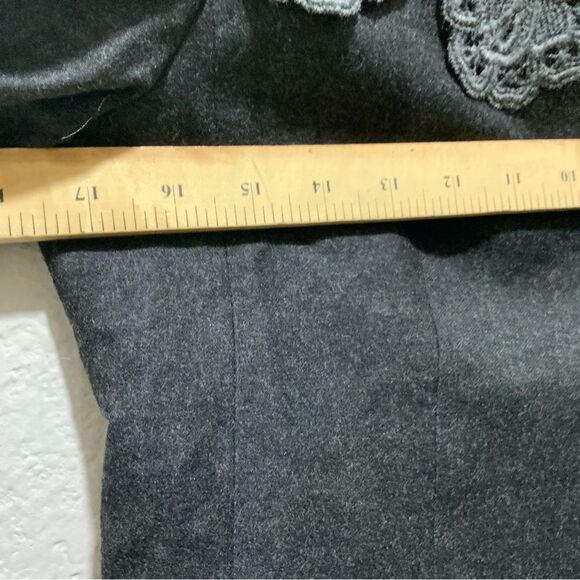 Louis Feraud dark grey wool blazer lace detail jacket fully lined 2 pocket sz 10 - Picture 5 of 8